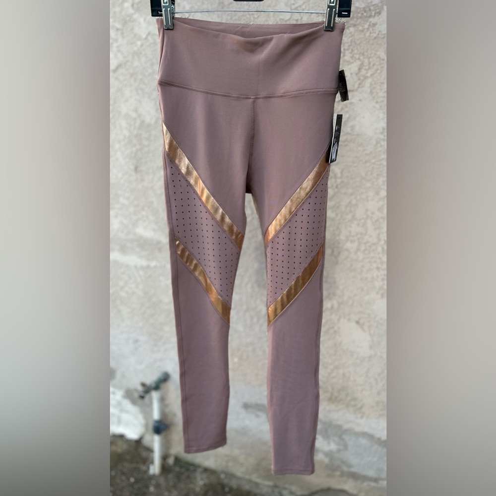 NW BSP Sports Leggings with Media pocket Sz M